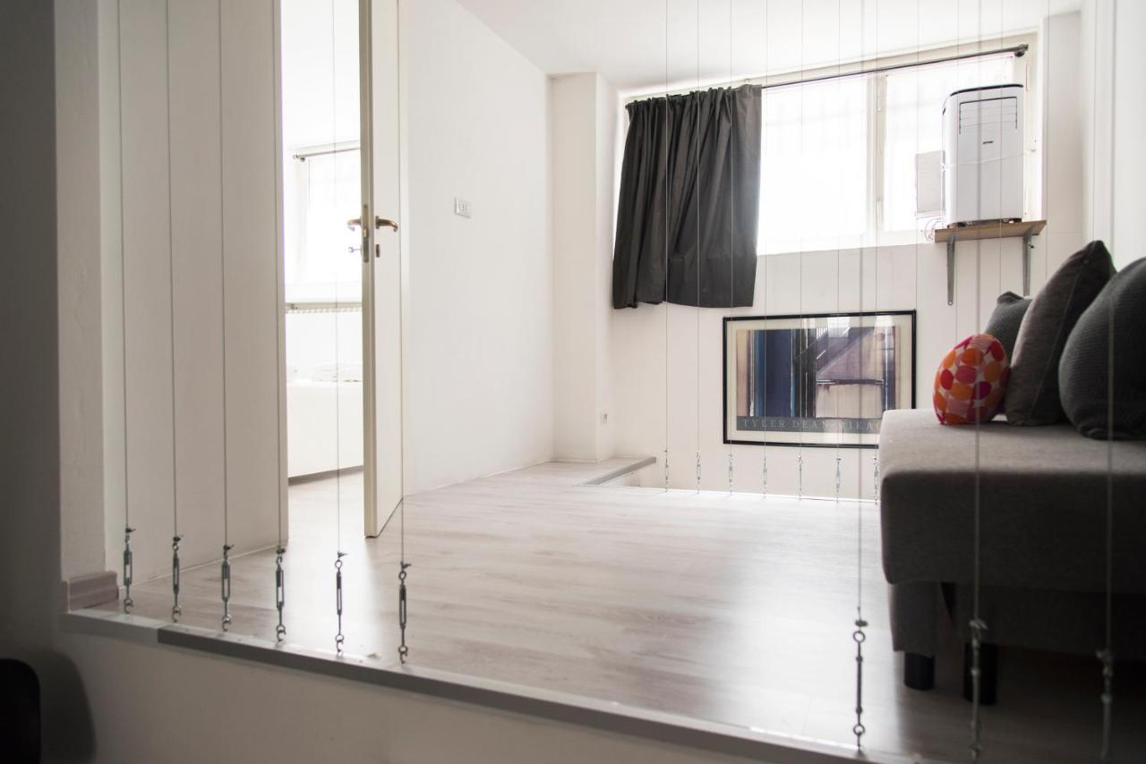 Youhosty - Tadino G 19 Apartment Milan Bagian luar foto